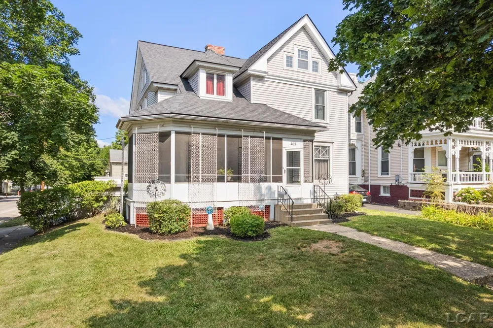 403 Finch Street Adrian City, MI 49221