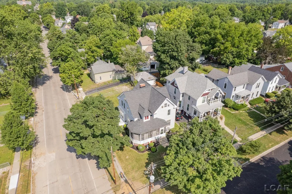 403 Finch Street Adrian City, MI 49221