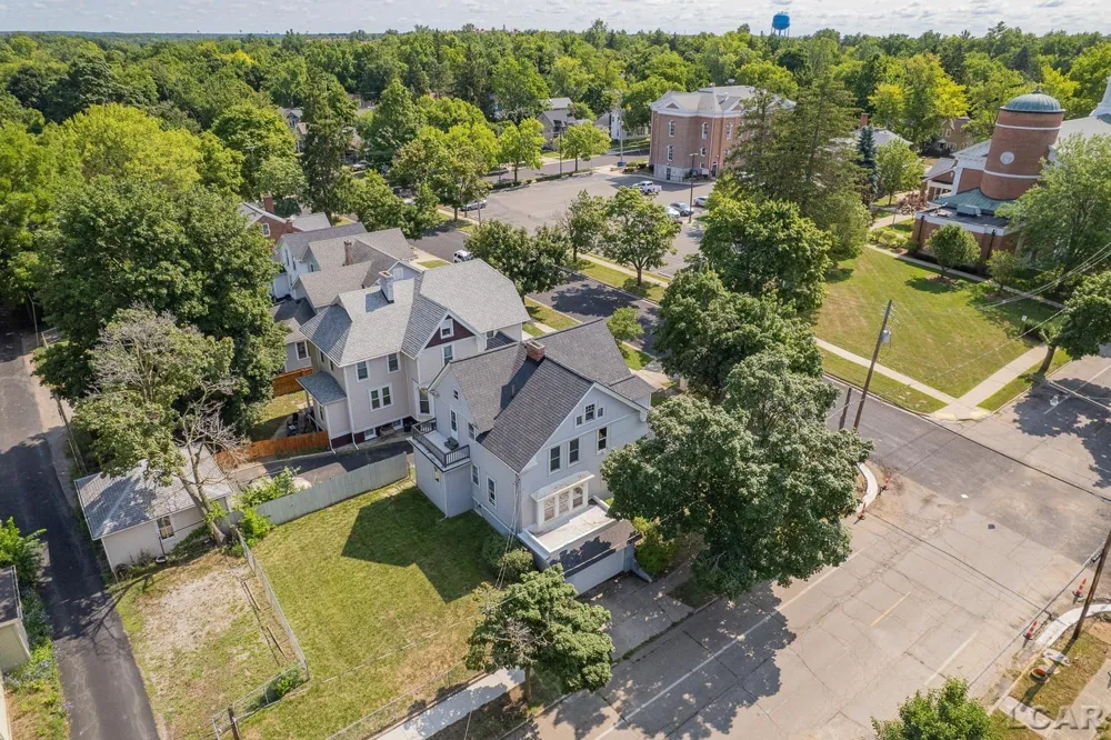 403 Finch Street Adrian City, MI 49221