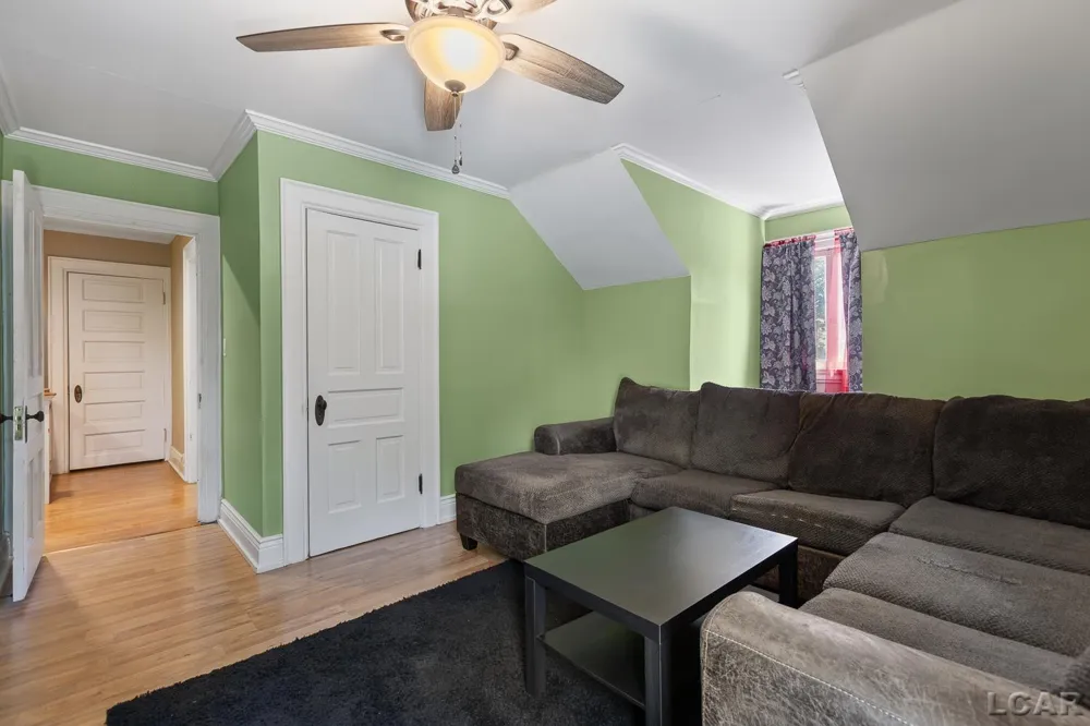 403 Finch Street Adrian City, MI 49221