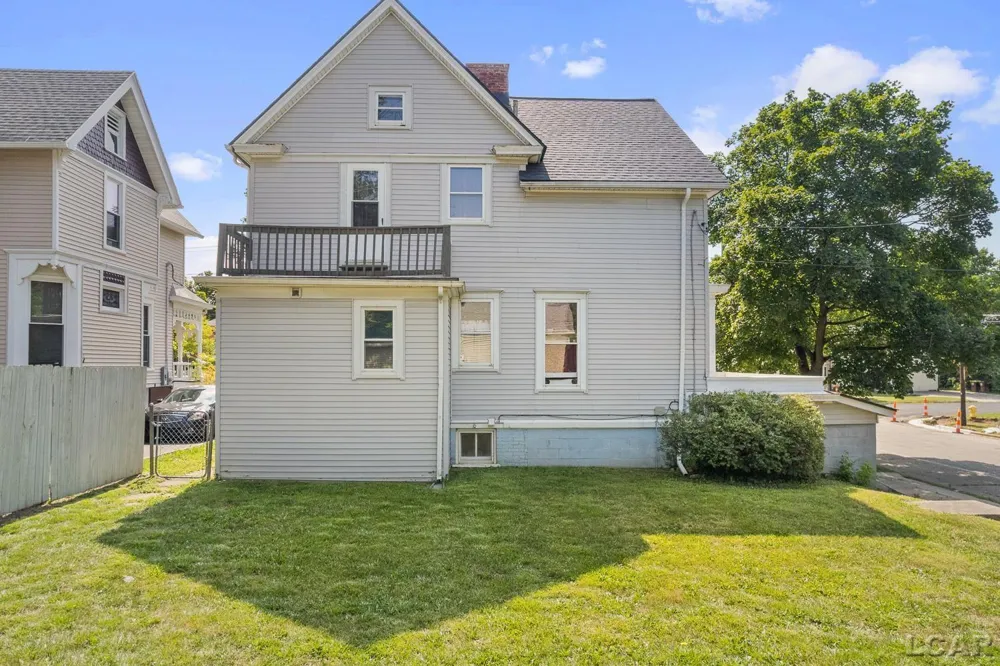 403 Finch Street Adrian City, MI 49221