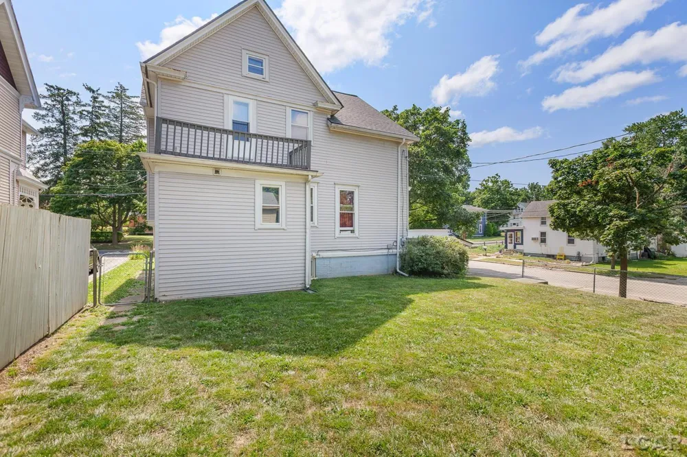 403 Finch Street Adrian City, MI 49221