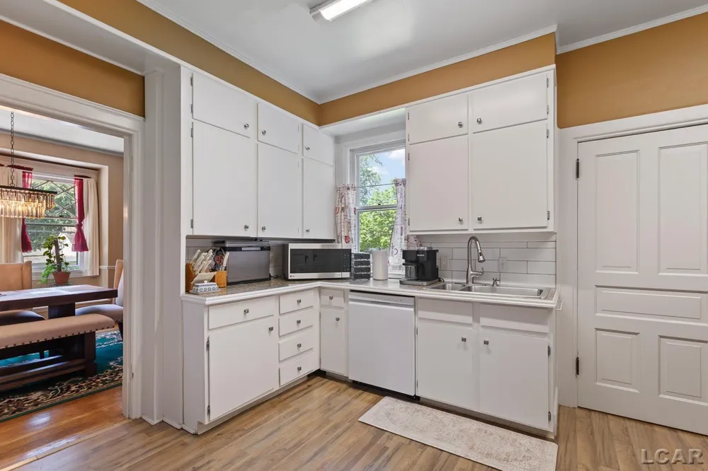 403 Finch Street Adrian City, MI 49221