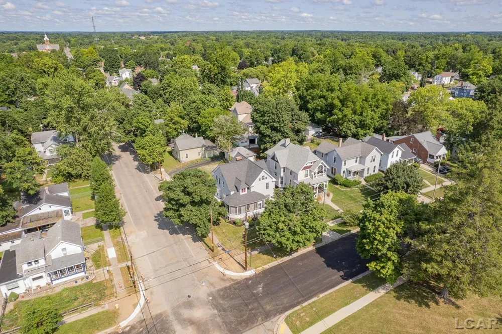 403 Finch Street Adrian City, MI 49221