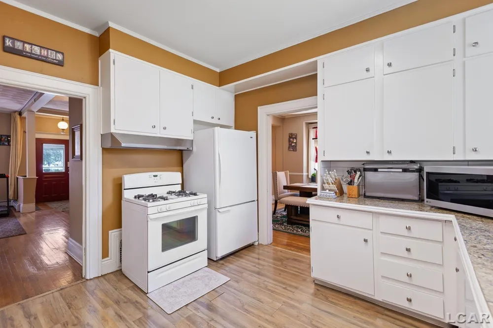 403 Finch Street Adrian City, MI 49221