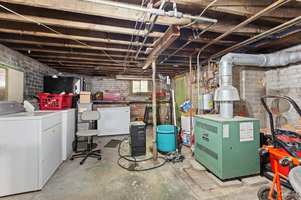403 Finch Street Adrian City, MI 49221