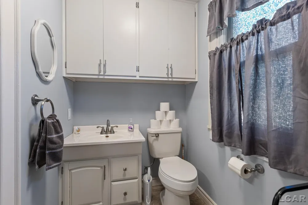 403 Finch Street Adrian City, MI 49221