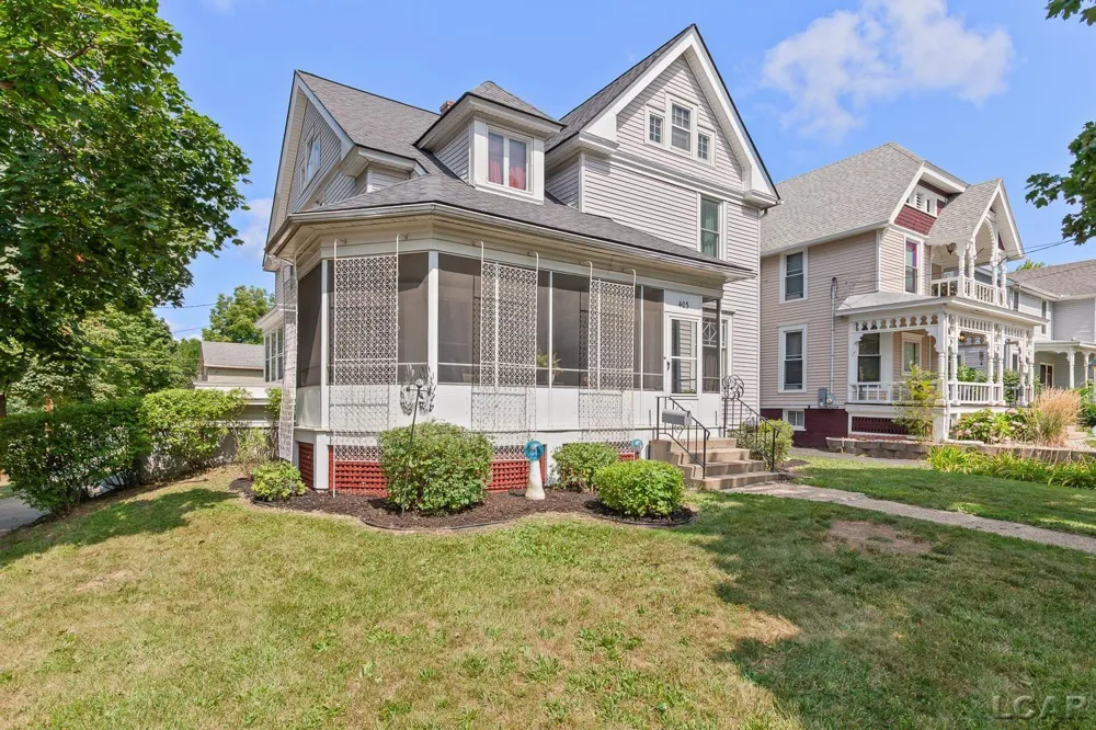 403 Finch Street Adrian City, MI 49221