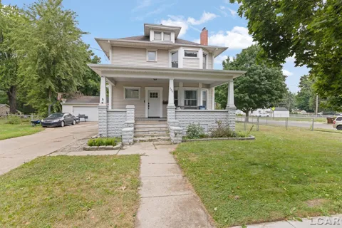 306 McKenzie Street