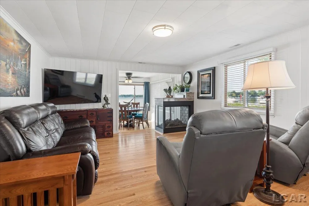 10240 W Ferndale Dr Drive Addison Village, MI 49253