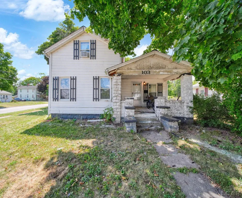 103 W Summit Street Adrian City, MI 49221