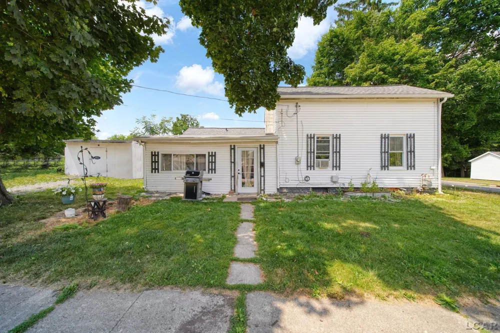 103 W Summit Street Adrian City, MI 49221