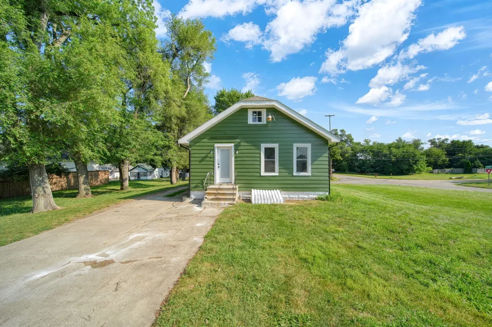 337 E Addison Street Jackson City, MI 49203