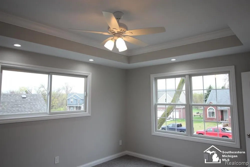 8082 Hunters Ridge Drive Berlin Charter Township, MI 48166