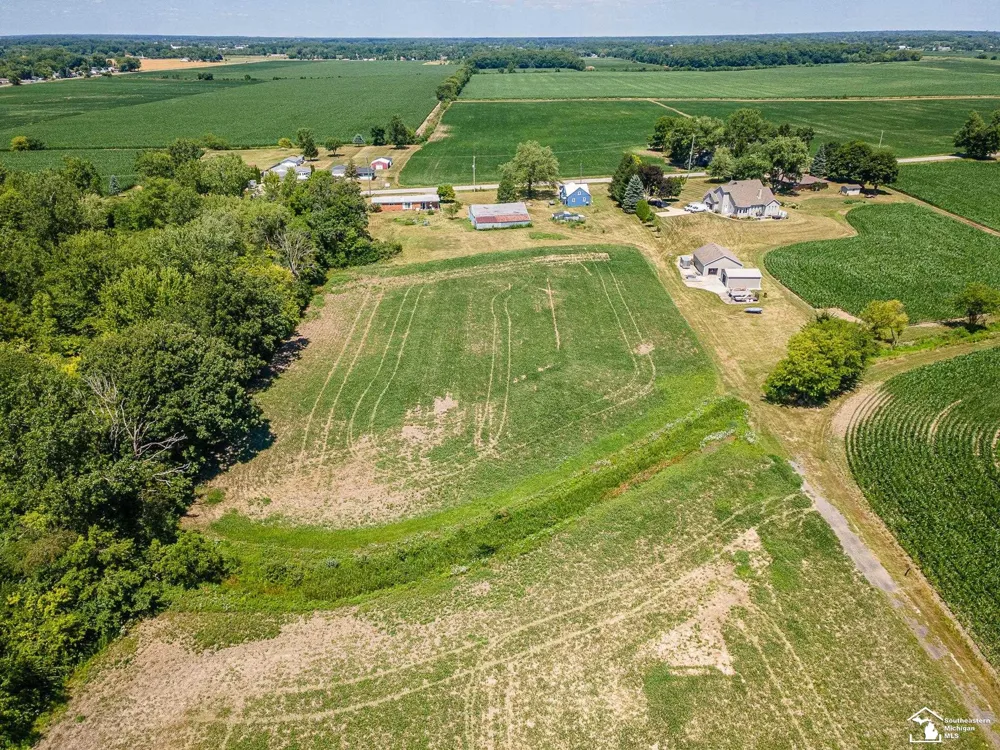 3515 W Albain Road Monroe Charter Township, MI 48161