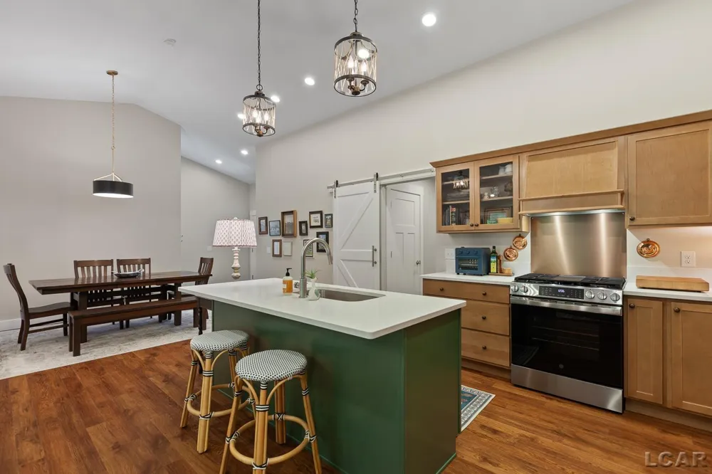 1641 Rivers Edge Court Madison Charter Township, MI 49221