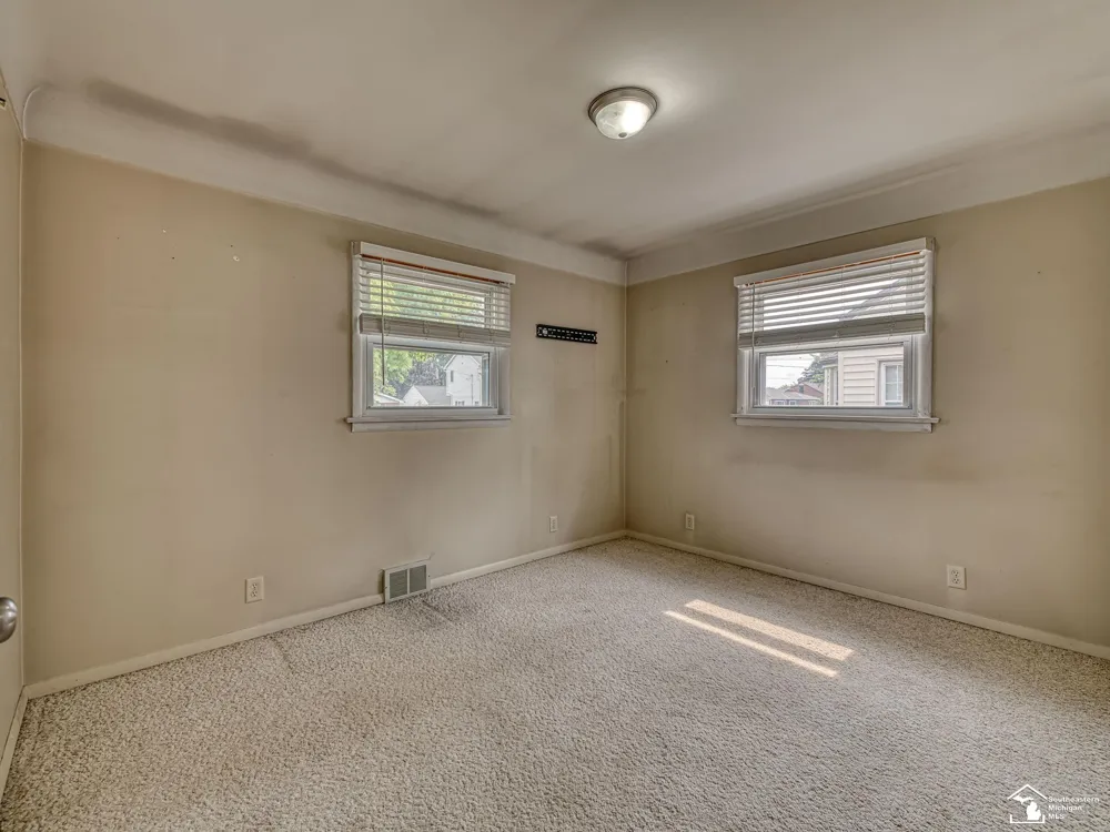 5929 Oakwood Drive Monroe Charter Township, MI 48161