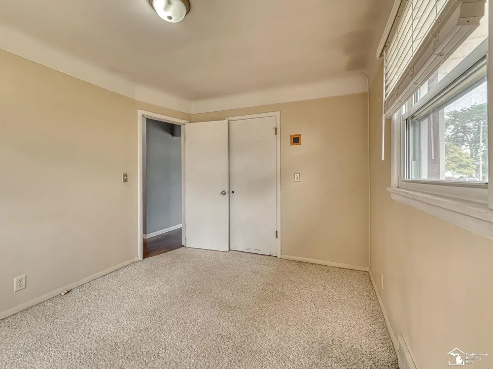 5929 Oakwood Drive Monroe Charter Township, MI 48161