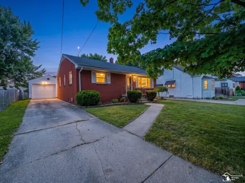5929 Oakwood Drive