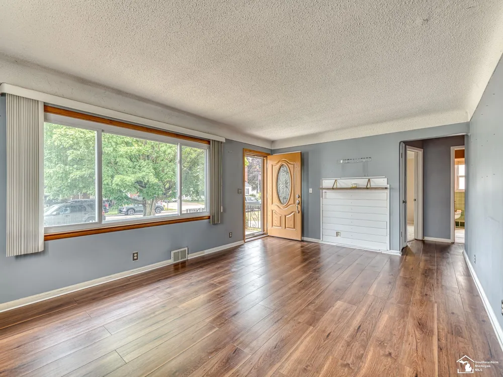 5929 Oakwood Drive Monroe Charter Township, MI 48161