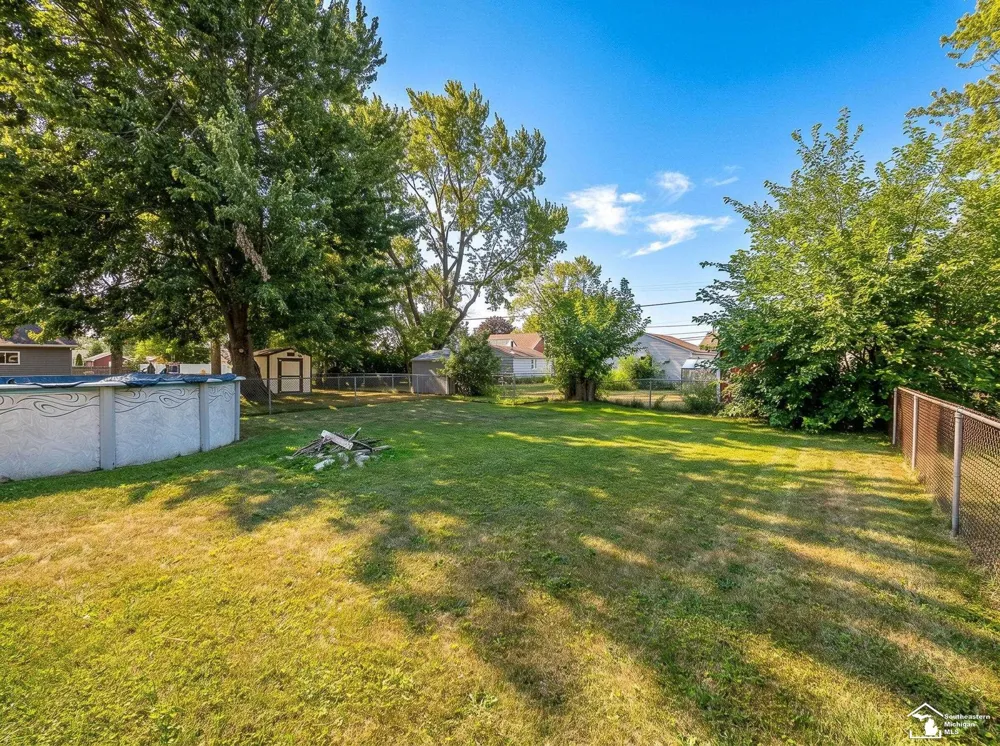 5929 Oakwood Drive Monroe Charter Township, MI 48161