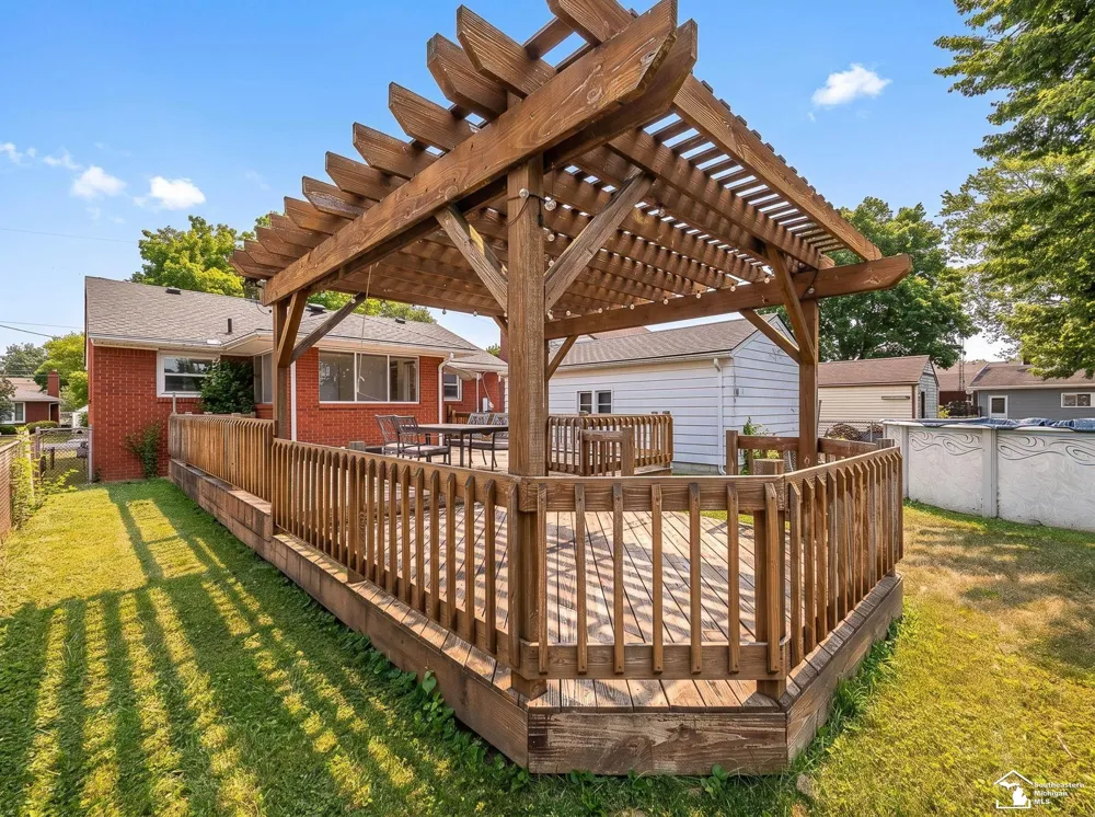 5929 Oakwood Drive Monroe Charter Township, MI 48161
