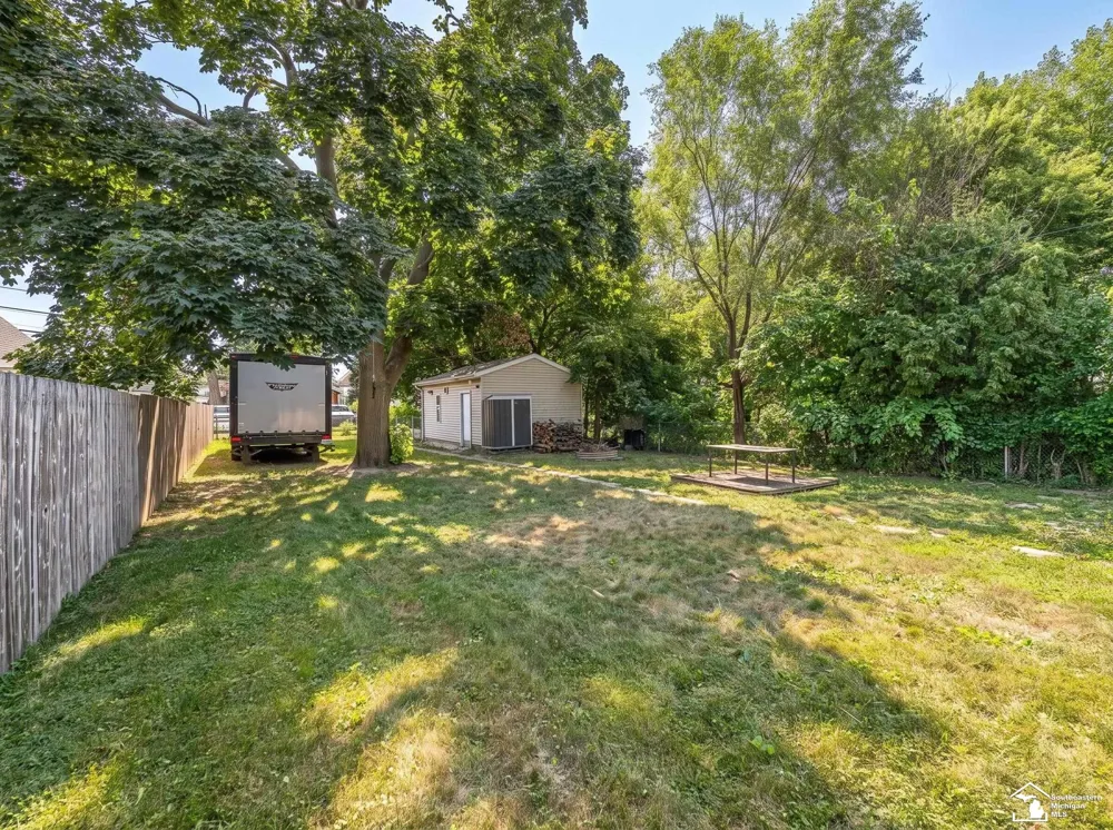 711 Harrison Street Monroe City, MI 48161