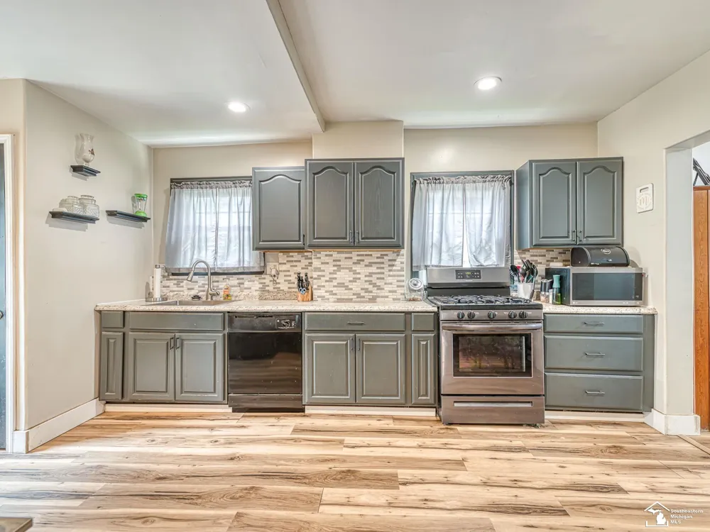 711 Harrison Street Monroe City, MI 48161