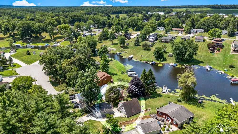 235 Pine Hill Lake Drive Hanover Township, MI 49246