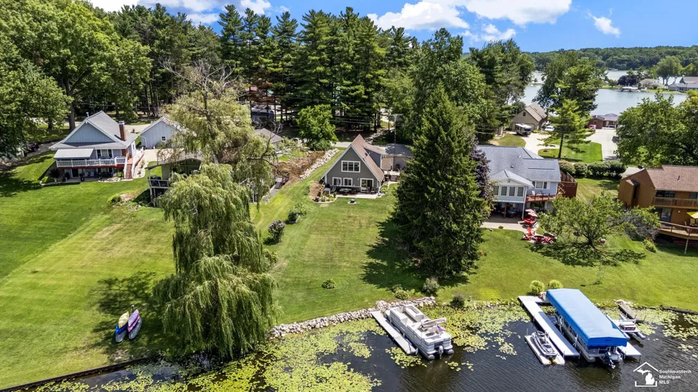 235 Pine Hill Lake Drive Hanover Township, MI 49246