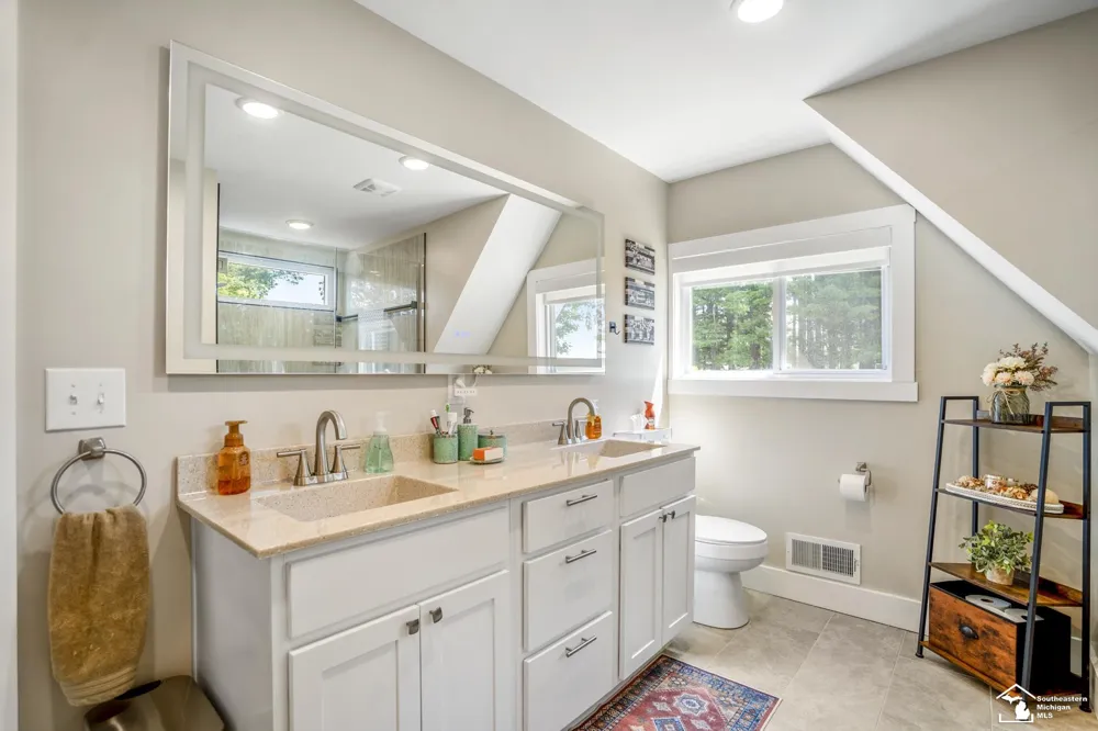 235 Pine Hill Lake Drive Hanover Township, MI 49246