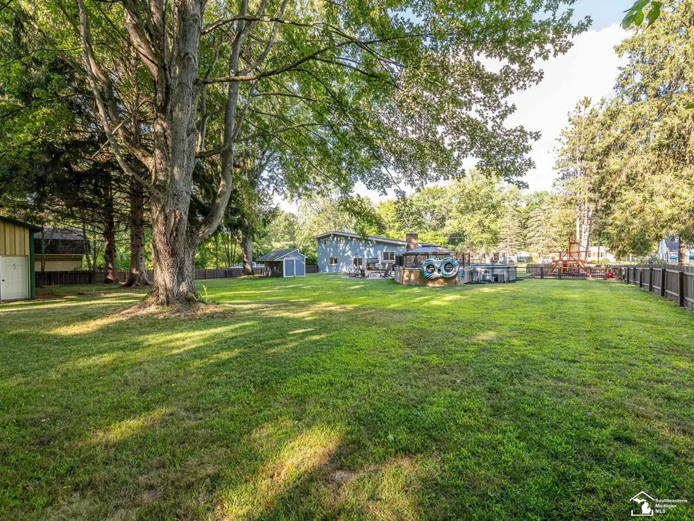 6849 Fortuna Drive Bedford Township, MI 48182