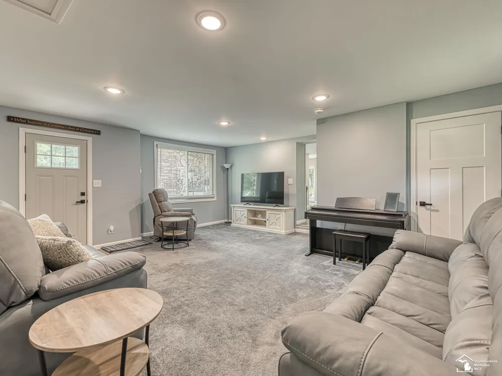 6849 Fortuna Drive Bedford Township, MI 48182