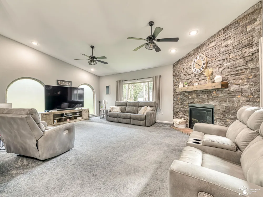 6849 Fortuna Drive Bedford Township, MI 48182