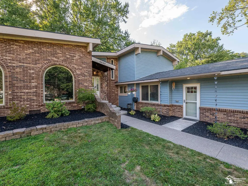 6849 Fortuna Drive Bedford Township, MI 48182
