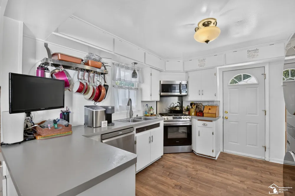 7871 Summerfield Road Bedford Township, MI 48144
