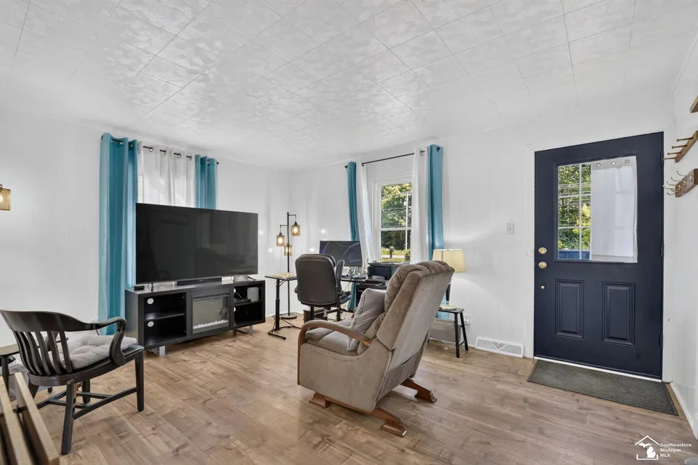 7871 Summerfield Road Bedford Township, MI 48144