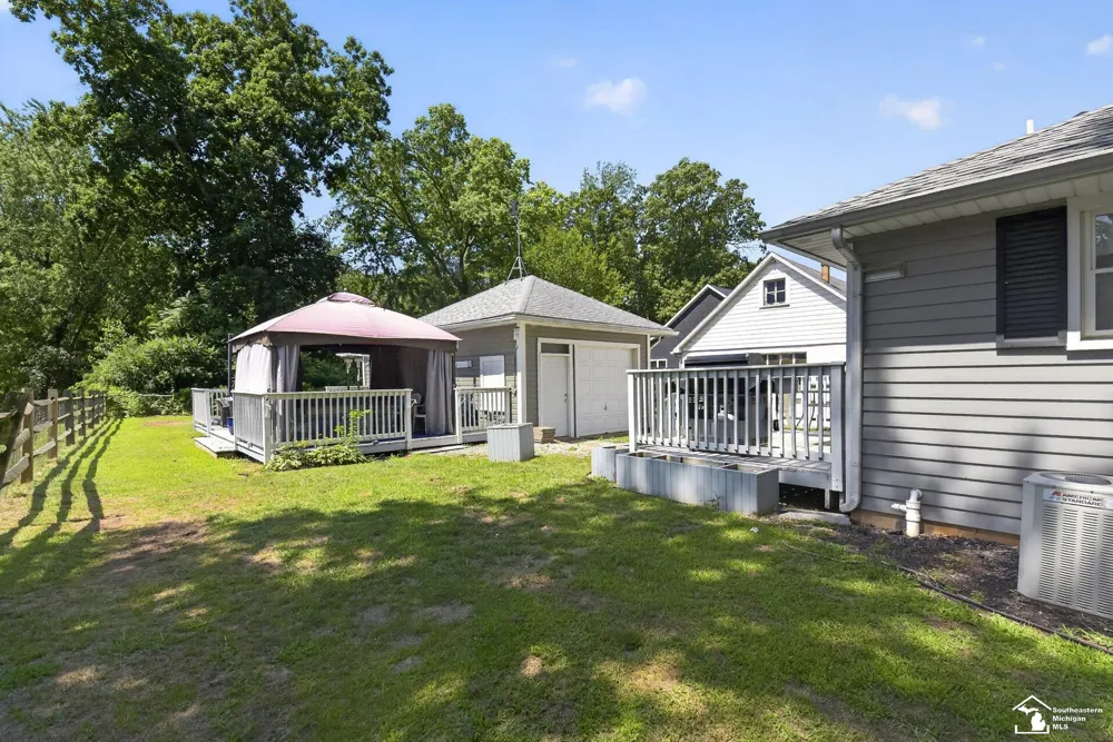 7871 Summerfield Road Bedford Township, MI 48144