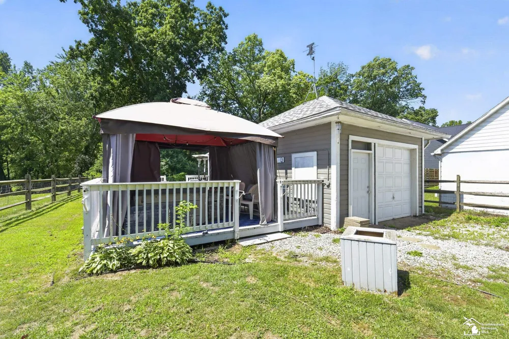 7871 Summerfield Road Bedford Township, MI 48144