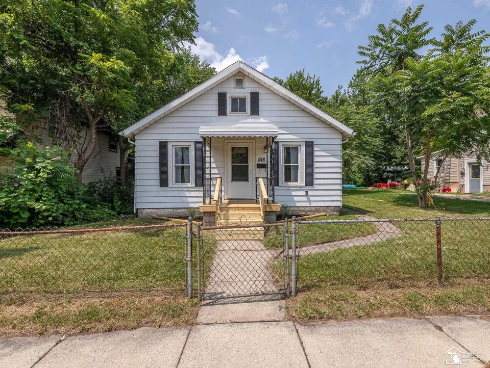 518 Eastchester Street Monroe City, MI 48161
