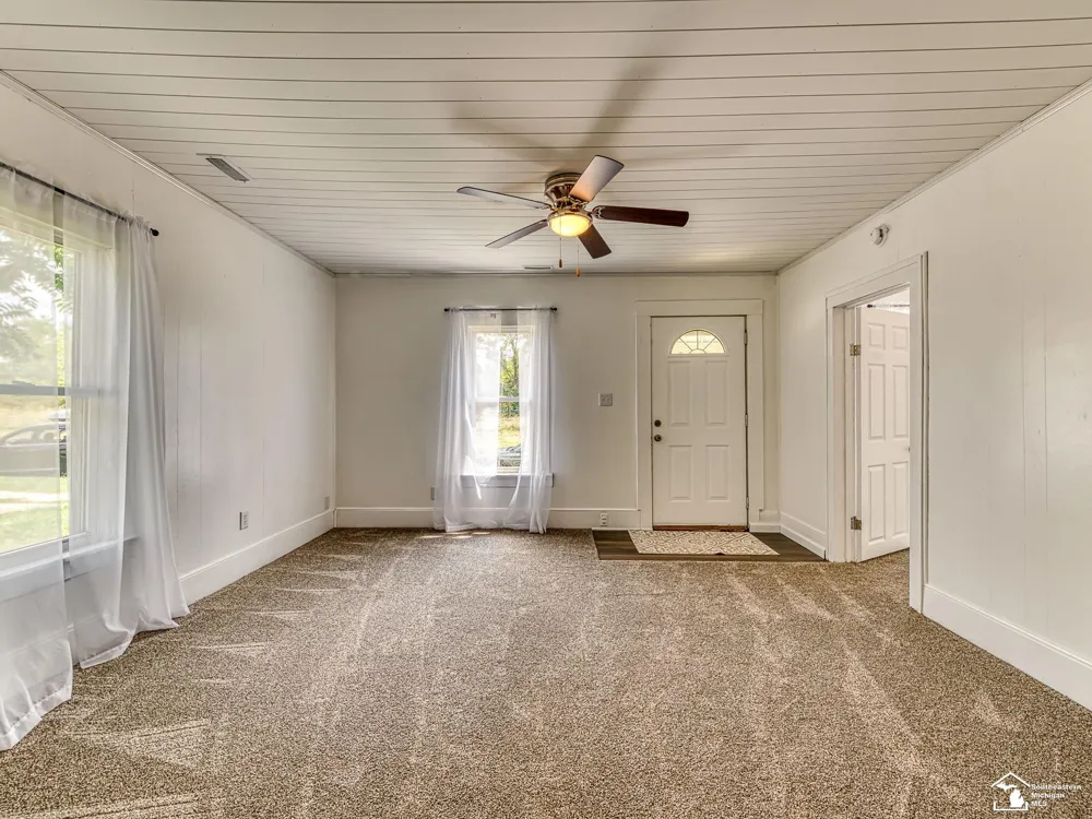 518 Eastchester Street Monroe City, MI 48161