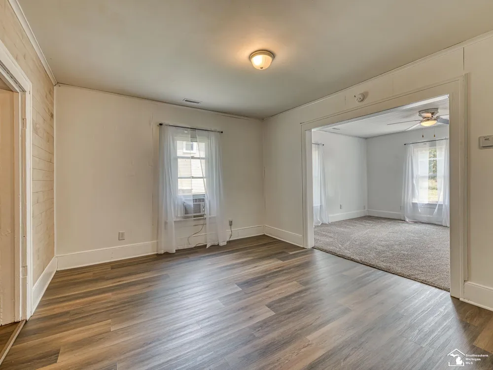 518 Eastchester Street Monroe City, MI 48161