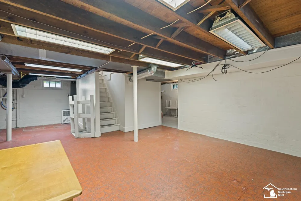 605 Giles Avenue Blissfield Village, MI 49228