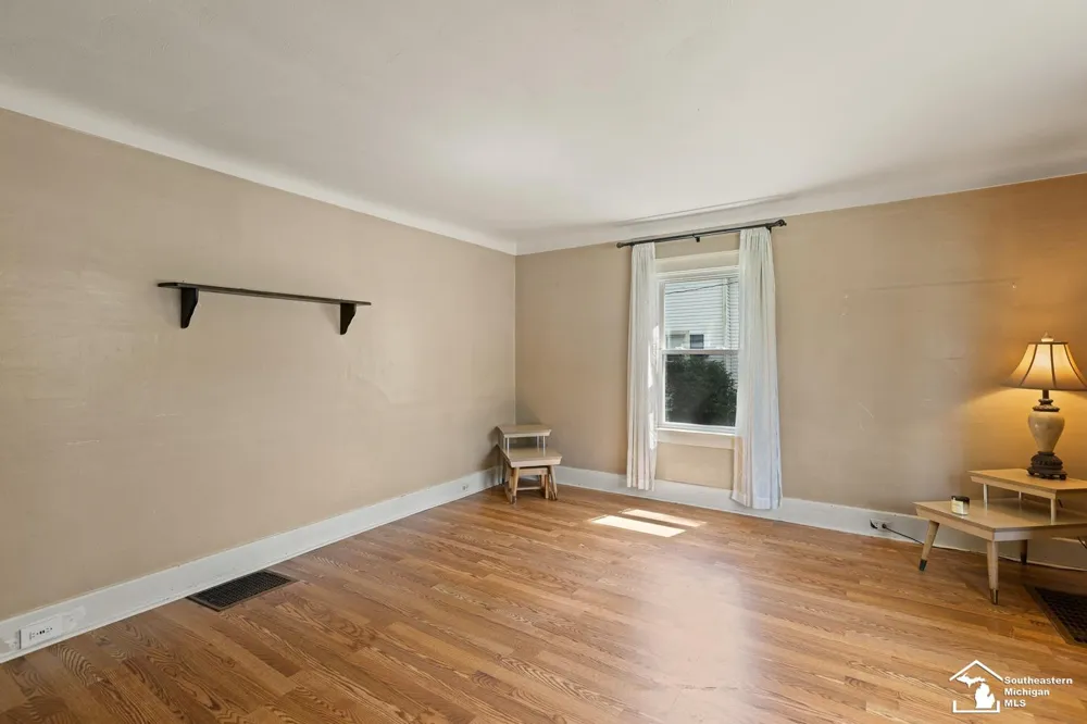605 Giles Avenue Blissfield Village, MI 49228