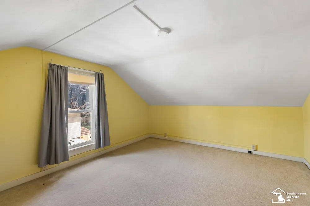 605 Giles Avenue Blissfield Village, MI 49228