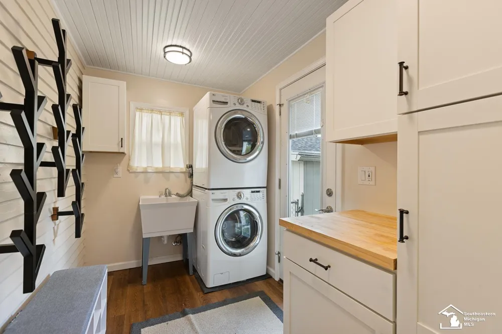 605 Giles Avenue Blissfield Village, MI 49228