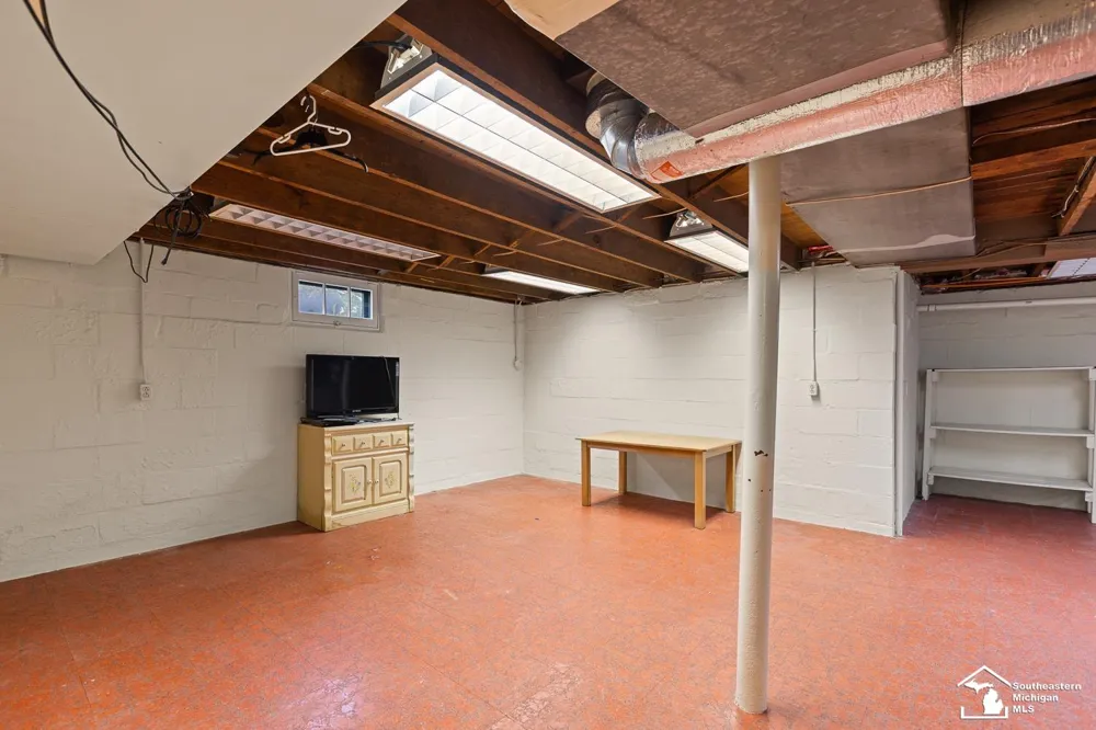 605 Giles Avenue Blissfield Village, MI 49228