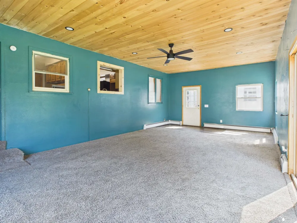 855 Mildred Avenue Bedford Township, MI 48182