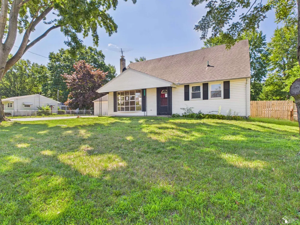 855 Mildred Avenue Bedford Township, MI 48182