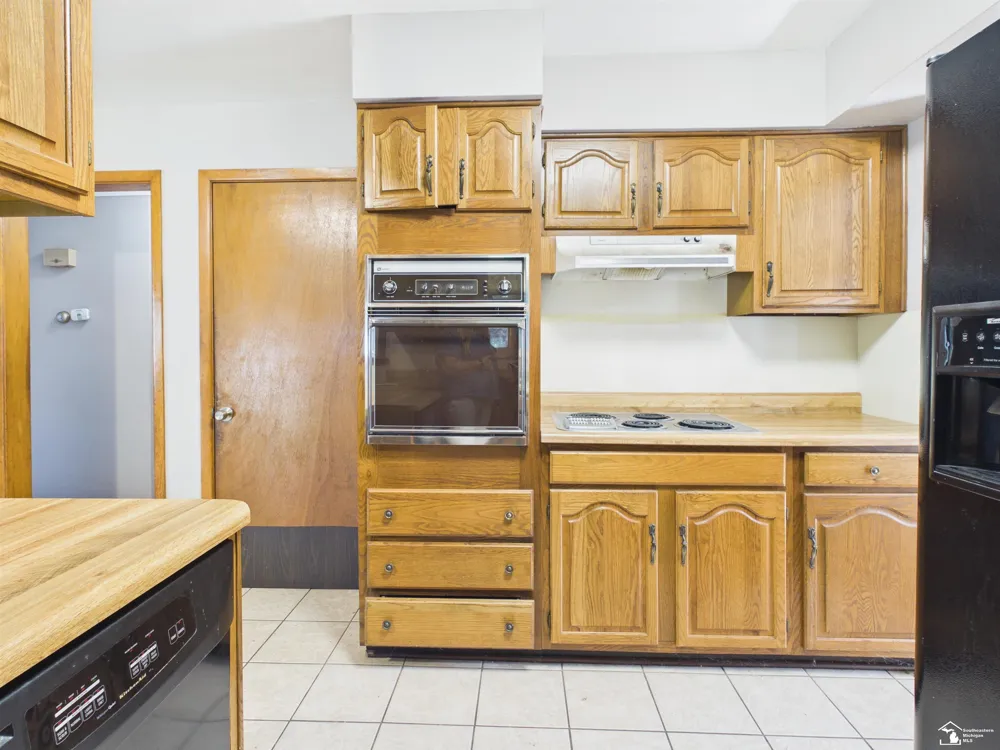 855 Mildred Avenue Bedford Township, MI 48182